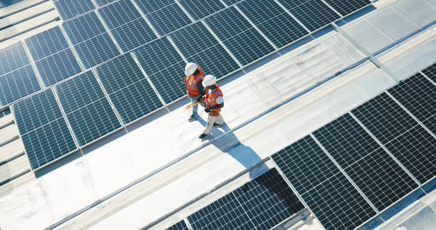 Best Solar Panel Roofing Installation  in Saukville, WI